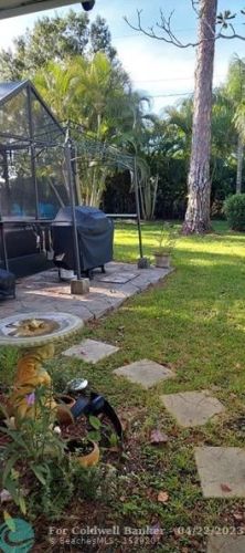 382 Gulfstream Ave, Fort Pierce FL  34983-1219 exterior