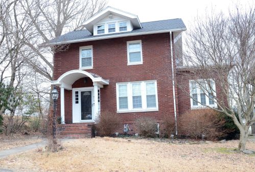 810 7th St, Cambridge OH  43725-1402 exterior