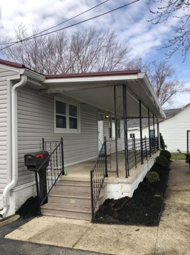 529 Howard St, Clinton County OH  45169-1126 exterior