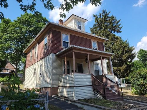 11 Clarkson St, Ansonia, CT 06401-1201