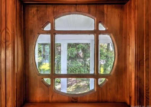 28 Tower St, Milford CT  06460-3213 exterior