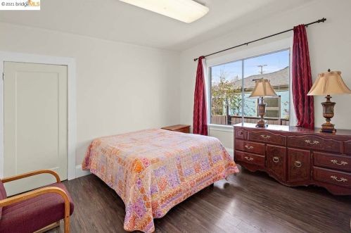 1349 Delaware St, Berkeley CA  94702-1408 exterior