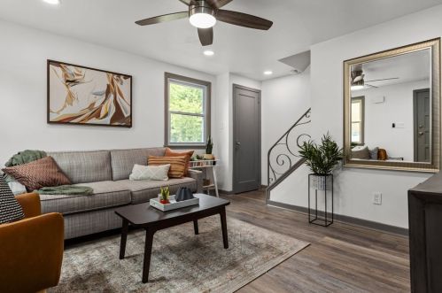 410 Maytide St, Pittsburgh PA  15227-1848 exterior