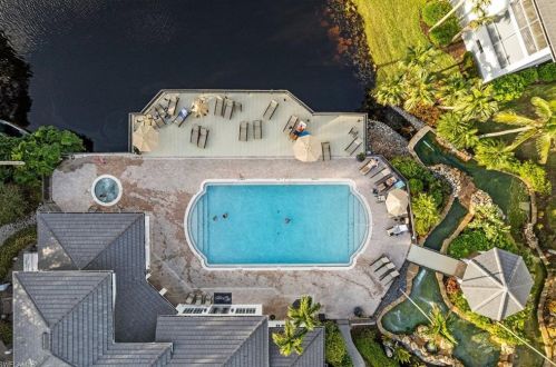 710 Bentwater Cir, Naples FL  34108-6718 exterior
