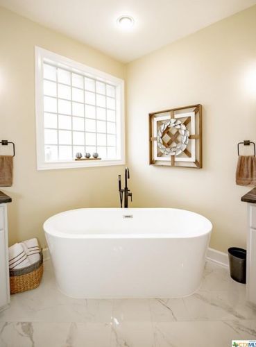 101 Legend Dr, Victoria TX  77904-3854 exterior