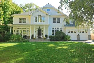 75 Halsted Pl, Rye, NY 10580-3314