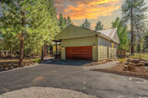 11681 Whitehorse Rd, Truckee, CA 96161-1434