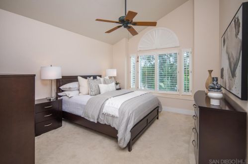 5343 Camino Playa Norte, San Diego CA 92124-4115 exterior