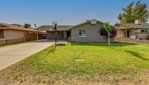 6126 36th Dr, Phoenix, AZ 85019-1710