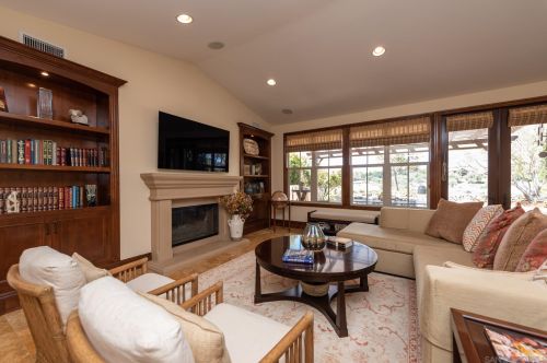 8458 Lower Scarborough Ct, San Diego CA 92127-6119 exterior