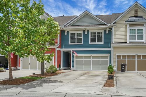 2061 Kings Gate Ln, Mount Pleasant SC  29466-8162 exterior