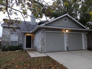 306 Caladium Dr, Georgetown TX  78626-4771 exterior