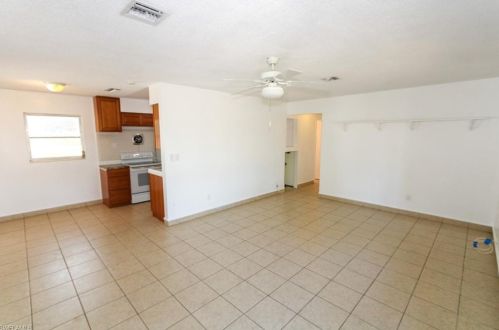 118 Andros St, Lehigh Acres FL 33936-7112 exterior