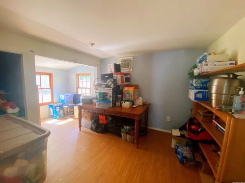 22 Oakley Dr, Huntington Station NY  11746-3116 exterior