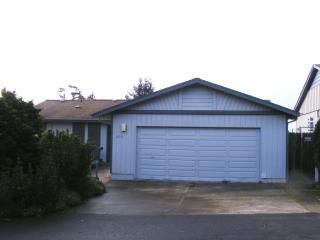 2014 Oceanview Dr, Newport, OR 97365-2118