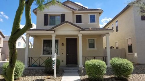 6907 8th Dr, Phoenix, AZ 85041-6756