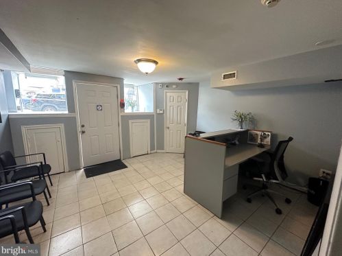 2516 Broad St, Philadelphia PA  19132-4013 exterior