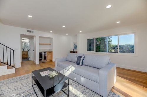 2146 Toscanini Dr, Rancho Palos Verdes CA  90275-1420 exterior