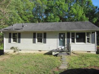 204 Gill St, Oxford, NC 27565-3407