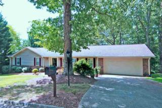 8 Eastwood Dr, Taylors, SC 29687-5102