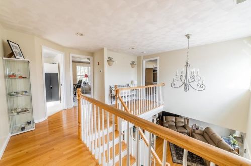 13 Betty St, Lincoln RI  02865-2203 exterior