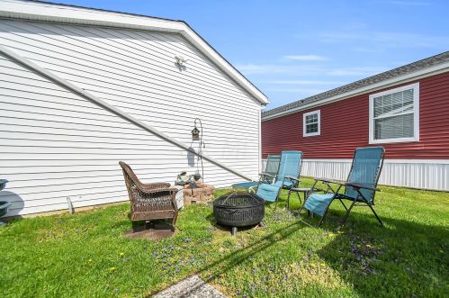 314 Robert Dr, Pataskala OH  43062-7237 exterior