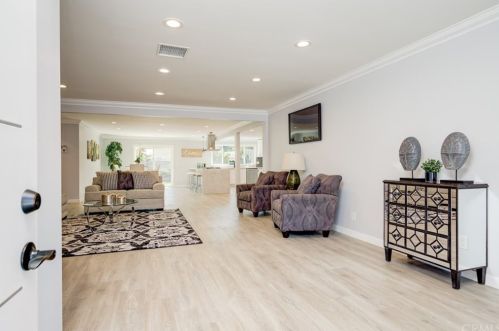 114 231st St, Long Beach, CA 90745-4827