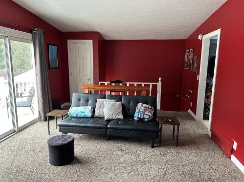 182 Conneaut Lake Rd, Greenville PA  16125-9430 exterior