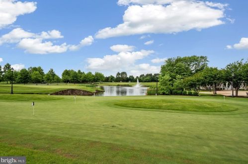 5433 Rodriquez Ln, Haymarket VA  20169-6100 exterior