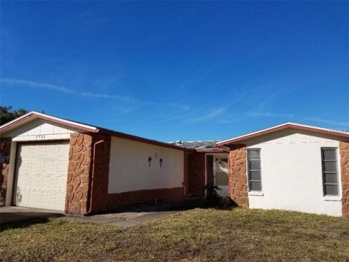 5703 Elkhorn Blvd, Tarpon Springs, FL 34690-2336