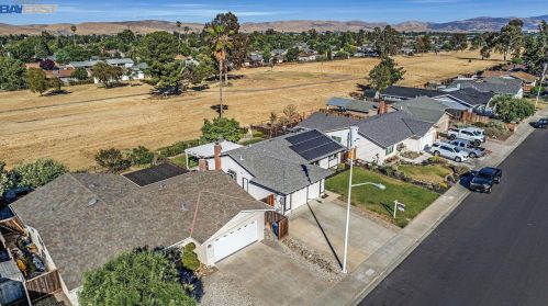 1419 Aster Ln, Livermore CA  94551-1417 exterior