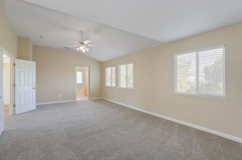 877 Shortland Way, Manteca CA  95337-8568 exterior