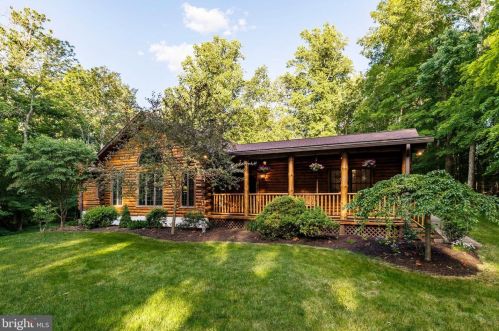782 Hildebrandt Rd, Perkiomenville, PA 18074-9506