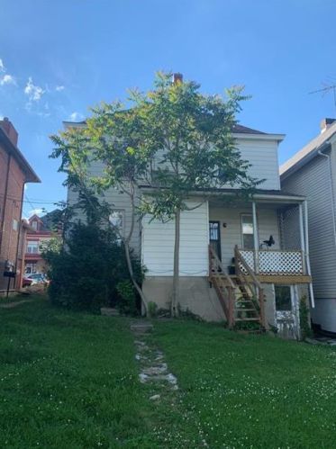 314 1st St, Jeannette PA  15644-1801 exterior