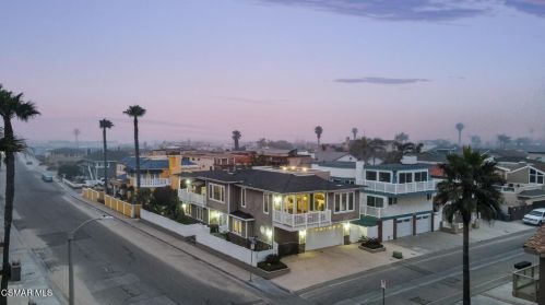 820 Mandalay Bch Rd, Oxnard CA 93035-1078 exterior