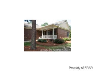 7045 Pitcairn Dr, Fayetteville, NC 28306-7513