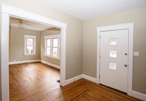 542 Blair Ave, Cincinnati OH  45229-3124 exterior