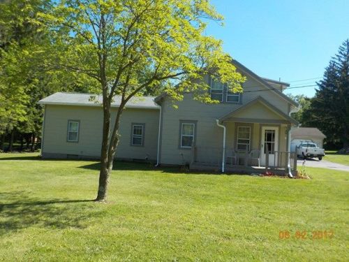 1207 Polk Cutoff, Polk, PA 16342-5423