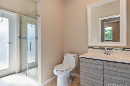 913 168 Ave, Hollywood FL 33028-2021 exterior