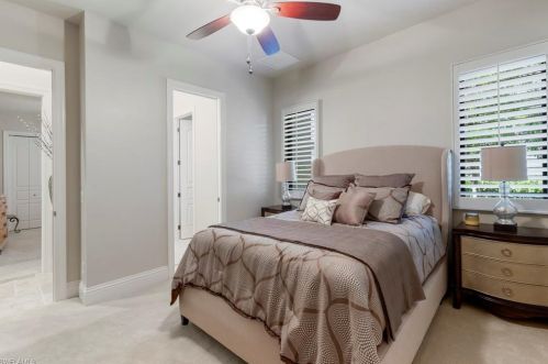 4245 Deephaven Ln, Naples FL 34119-8616 exterior