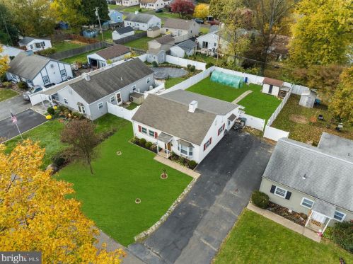 850 Willow St, Southampton PA  18966-3432 exterior