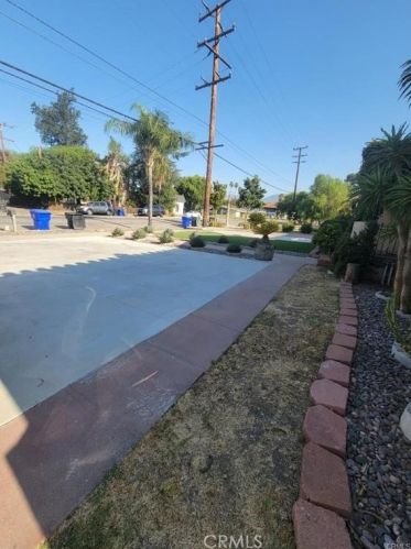 1897 Arrowhead Ave, San Bernardino, CA 92405-4113