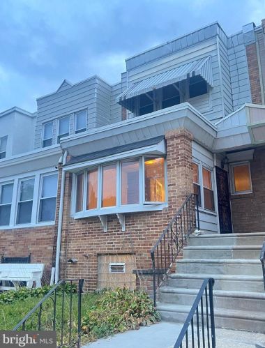 1240 64th St, Philadelphia, PA 19151-3128