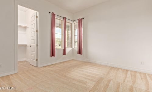 3731 Arabian Dr, Gilbert AZ  85296 exterior