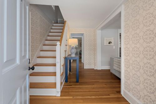200 White Oak Shade Rd, New Canaan, CT 06840-6834