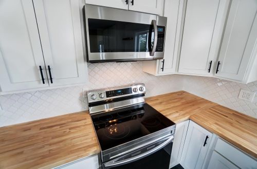 1410 White Rd, Darbydale OH  43123-8997 exterior