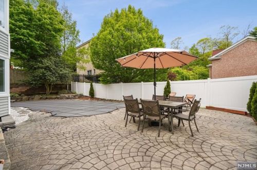 50 Hickory St, Englewood NJ  07632-1539 exterior