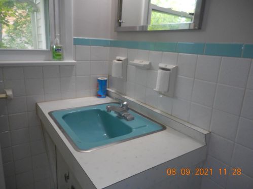 8383 Cheviot Rd, Cincinnati OH  45247-3803 exterior