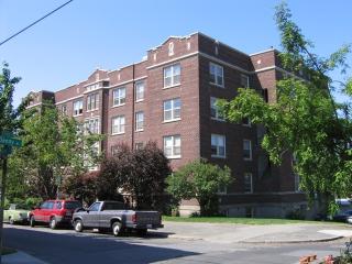 1833 13th Ave, Seattle WA  98144-4113 exterior