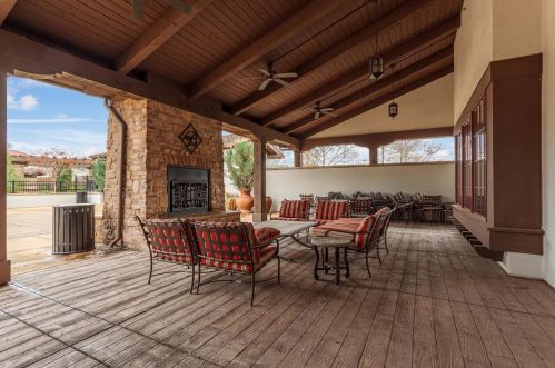 205 Tillman Ct, Folsom CA  95762-9571 exterior